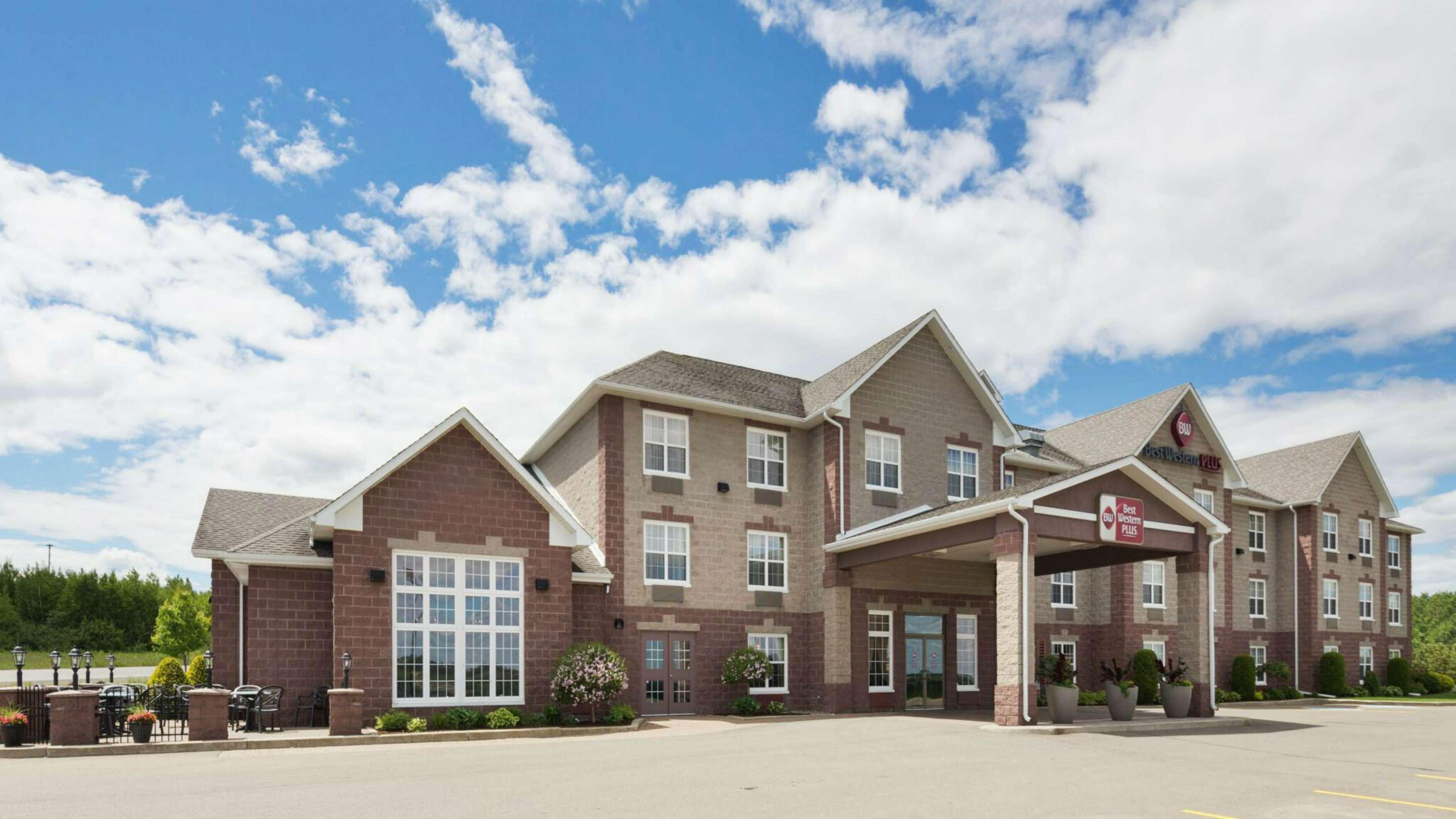 Best Western Plus Grand-Sault Hotel & Suites Exteriér fotografie